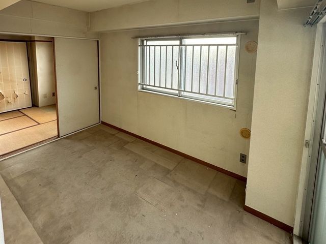 年間400件以上の実績！女性スタッフ同行可能で破格の安心の専門清掃サービスサービスの画像