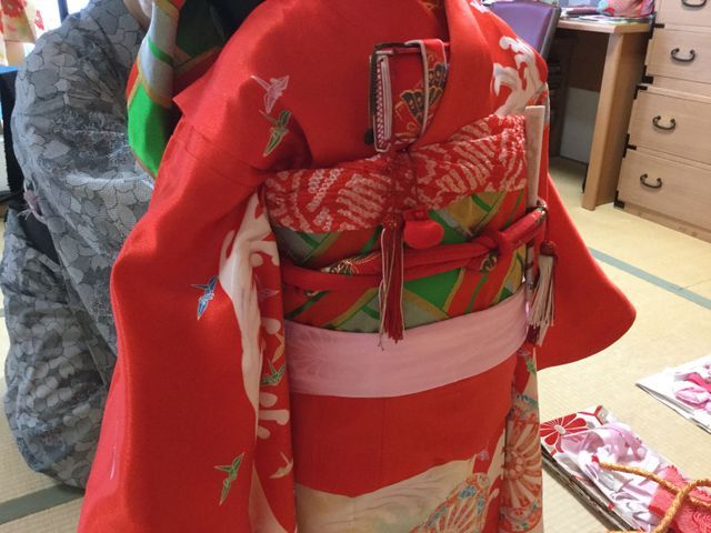 ＜着付け歴25年＞早朝でも伺います！手早く苦しくない着付けに務めております。