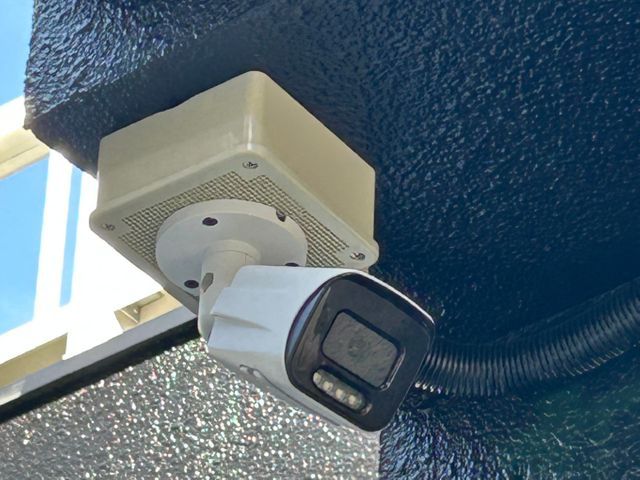 設置実績100台以上！防犯設備士による完全自社スタッフ対応で安心施工