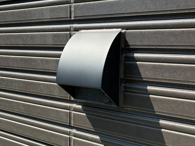 屋外用防水コンセントの 交換 工事