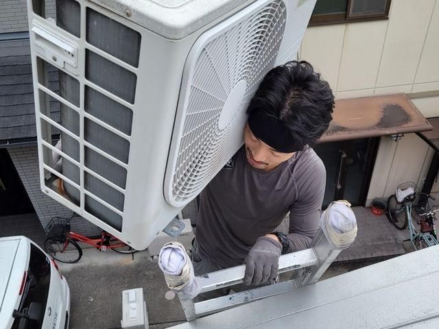 大手量販店経験豊富なスペシャリストチーム！無料で引取り！新品白靴下履きの徹底