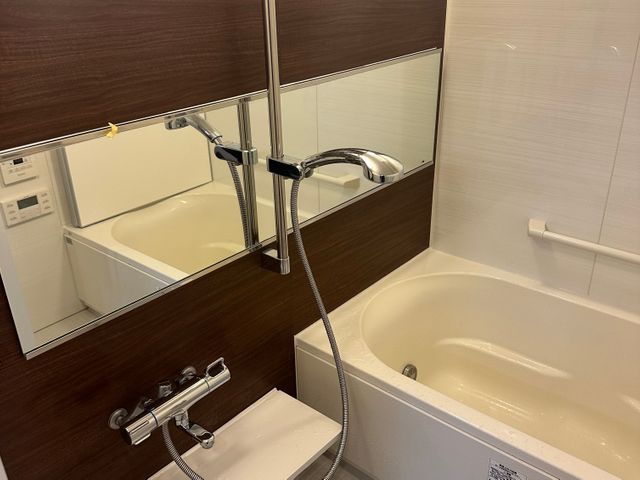 12月年末キャンペーン中！平日1000円引き！返信速度◎浴室清掃お任せ下さい！