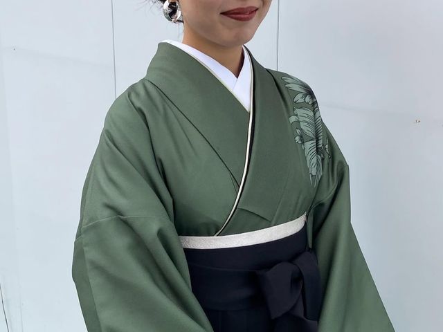【\ 夏割引 /  7.8月お値下げ中　時間外相談可】結婚式 　七五三　振袖