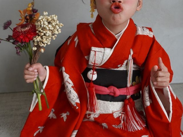 【\ 夏割引 /  7.8月お値下げ中　時間外相談可】結婚式 　七五三　振袖