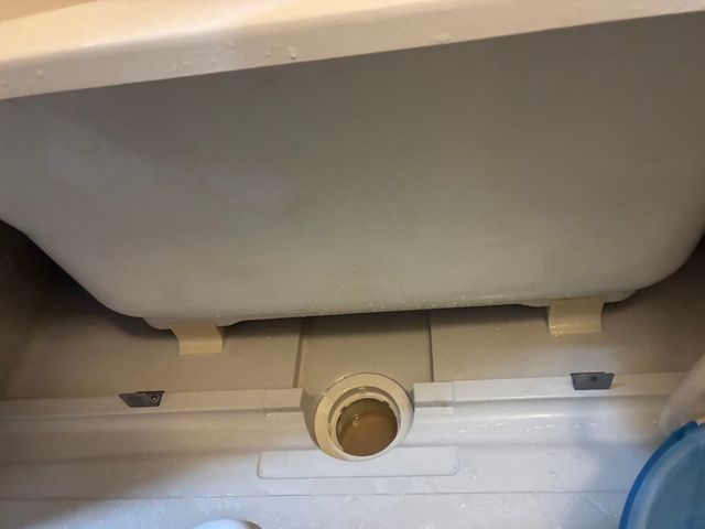 カビやピンク汚れなど徹底的にお掃除致します！