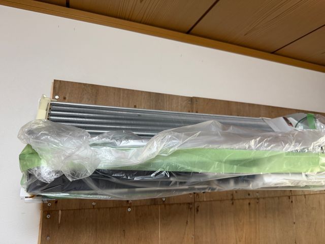 ノーマルエアコンのみ受け付け