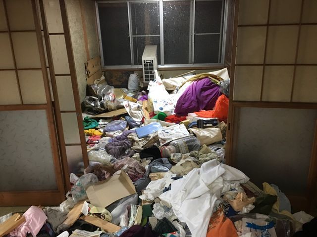 大量の片付けプロへお任せください！女性スタッフならではのきめ細かい対応。