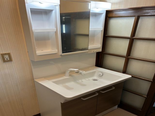 業界歴20年以上の職人が住宅水廻りの修理の実績多数！押し売り一切なしの安心価格！