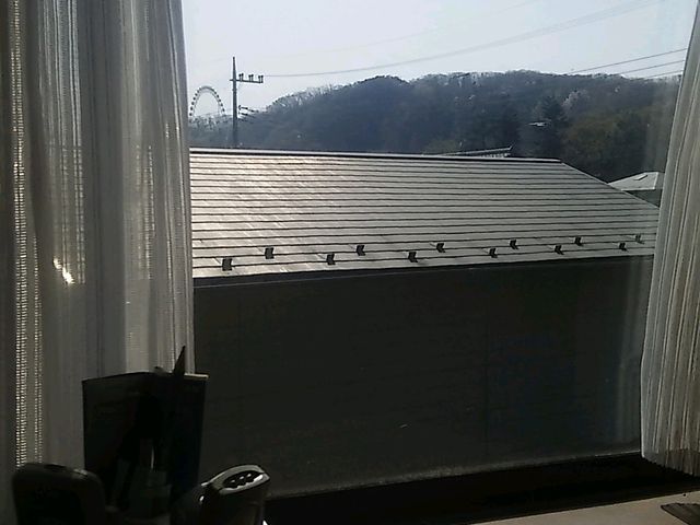 ガラス両面の掃除及びサッシの掃除午前中、早い時間帯で受付可能。