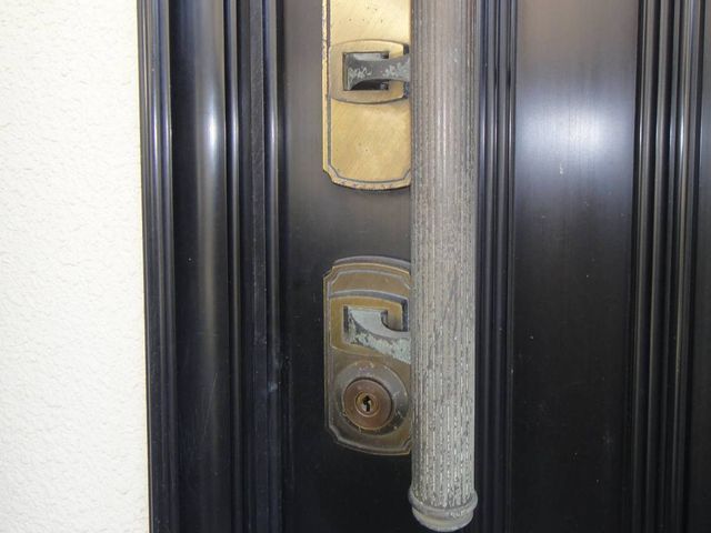 【出店記念割引価格】今お使いのドアノブ、再塗装いたします！