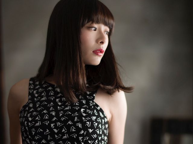 光の演出でお客さまの魅力が伝わる自然体で印象深い写真を撮影いたします