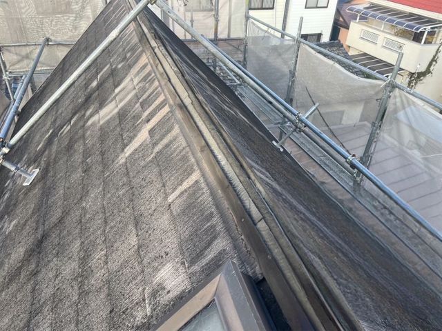 屋根カバー工事    塗装より長持ち！