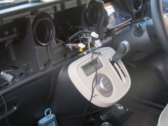 カーナビの出張取り付け