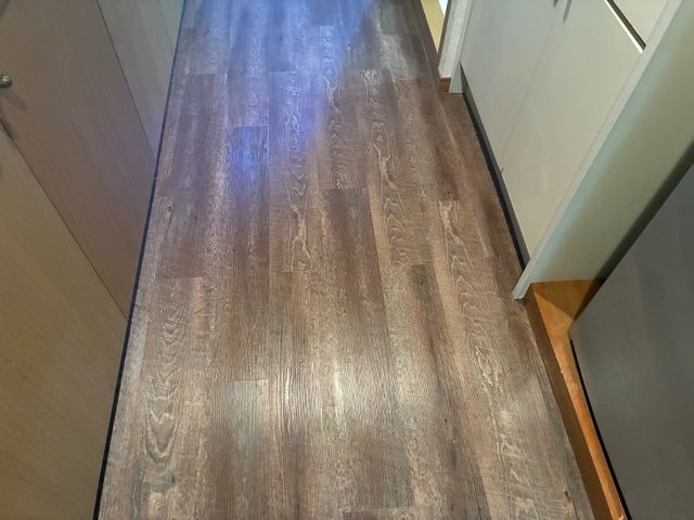 フロアタイルの上貼り