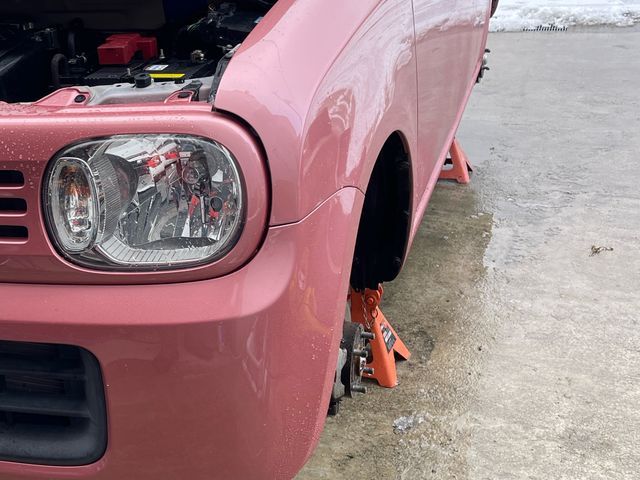 ☆出張☆タイヤ交換サービスです！ご自宅の駐車場で交換致します。当日予約も！