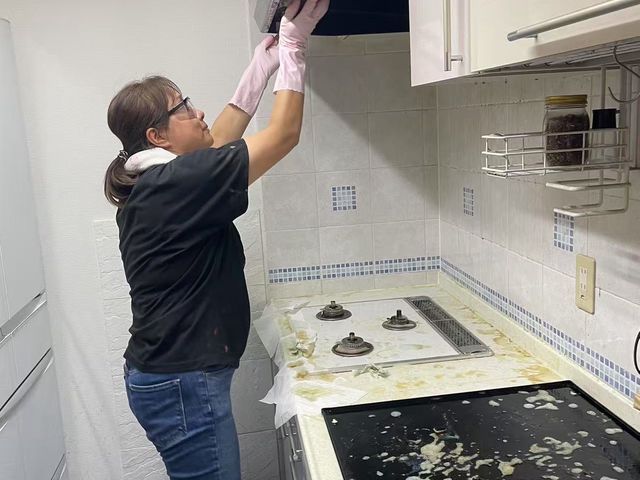 親切、笑顔、丁寧、真面目に作業致します。お一人暮らしの女性方にもご安心致します。