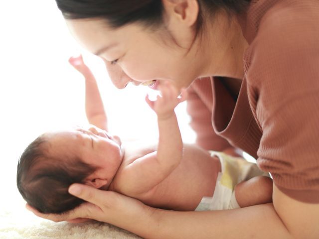 赤ちゃんとご家族の“今”をやさしく残す　【ナチュラルニューボーンフォト】