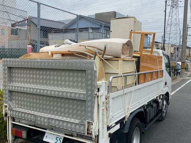 地域密着対応の不用品回収サービス☆エアコン取外し無料☆買取可能！