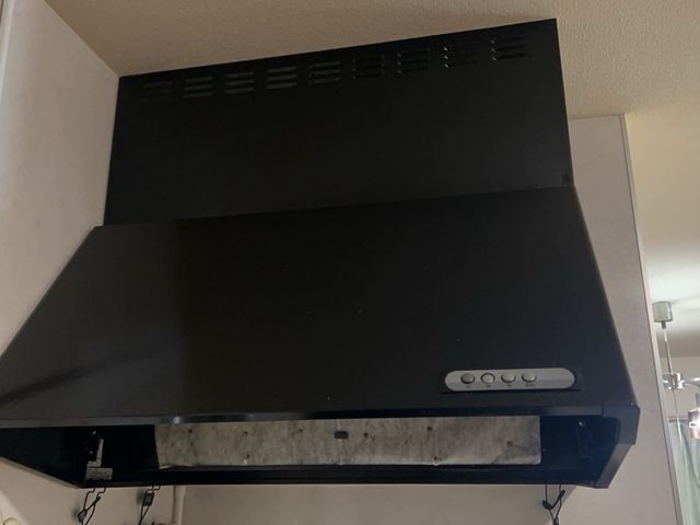 ガンコな汚れもスッキリ解決！レンジフードクリーニング