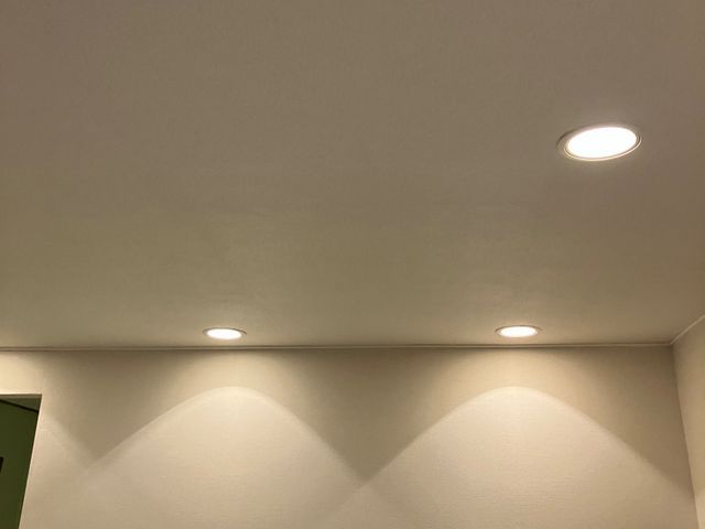 クロス剥がし、クロス張り替え作業承ります！