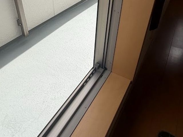 レールの砂汚れまで徹底洗浄！