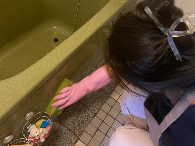 女性＆中国語対応スタッフの丁寧なお風呂クリーニング（浴室掃除）