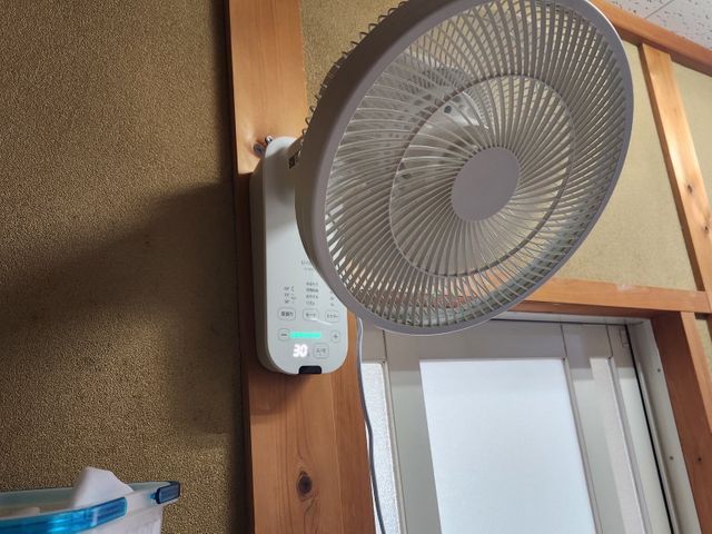 脱衣所・キッチン・寝室に大人気！壁掛けにする事によって景観◎