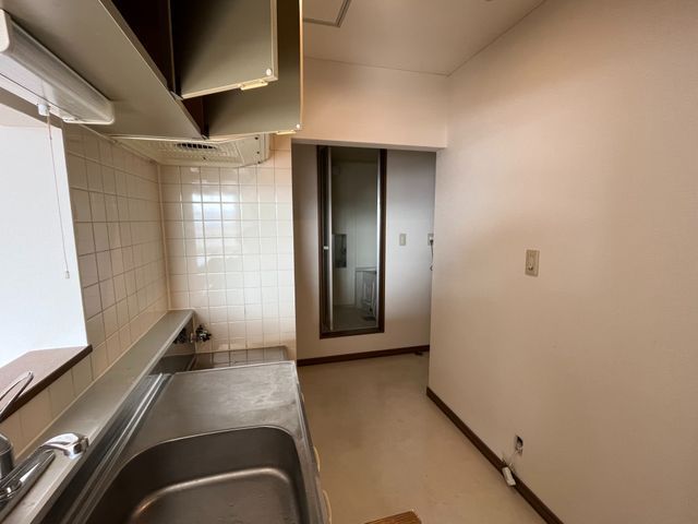 女性スタッフの同行OK！予約対応～作業完了まで、当社スタッフがすべてご対応！サービスの画像