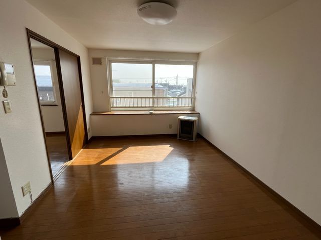 女性スタッフの同行OK！予約対応～作業完了まで、当社スタッフがすべてご対応！サービスの画像