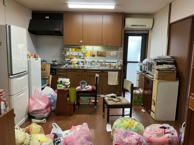 女性店長が丁寧対応！時間外・地域外相談OK、駐車場代無料の安心清掃サービスサービスの画像