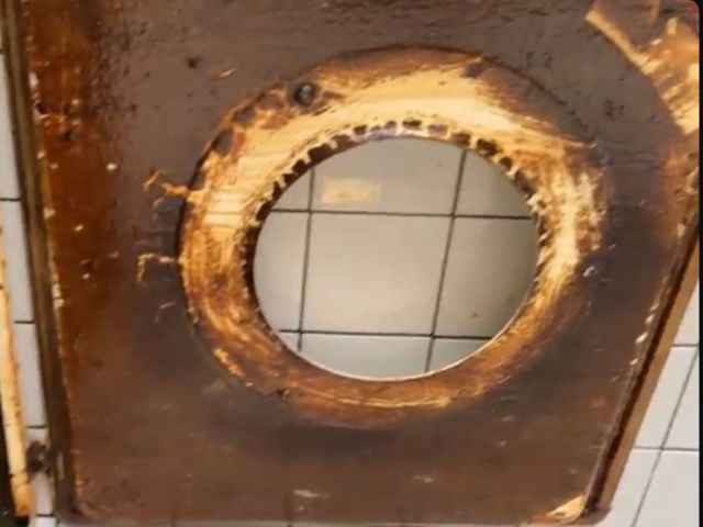 【清掃指導7年の経験あり】掃除が趣味の25歳！爽やかなスタッフが対応致します！