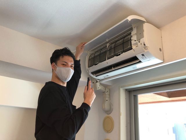 すべて自社対応 お掃除機能付きエアコン対応 おうちのミカタのエアコンクリーニング 壁掛けタイプ くらしのマーケット