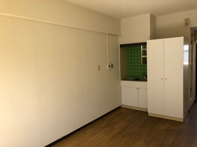 【業歴14年の経験と実績】年中無休！女性スタッフ同行可能！損害保険加入店サービスの画像