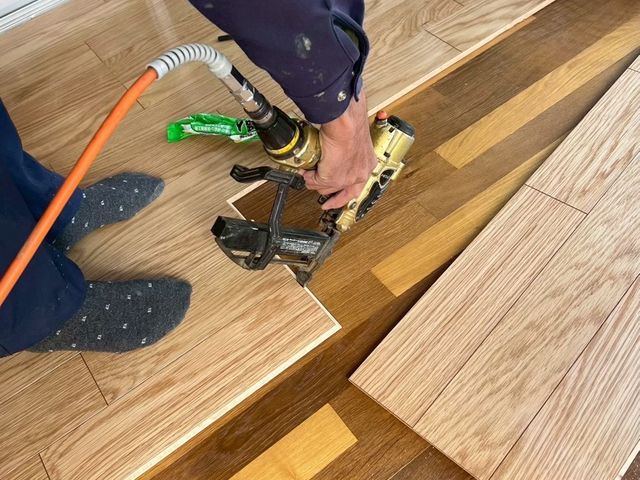 損害保険加入済みで安心！丁寧な養生と細やかな対応で仕上げるフローリング張替え
