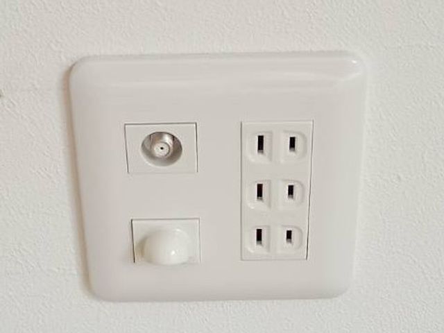 室内コンセントのお困り事おまかせ下さい！！