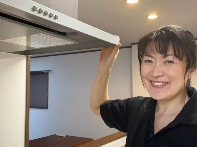 レンジフード　汚れ！油臭!全て解決。女性スタッフ可！適格請求書発！損害保険加入