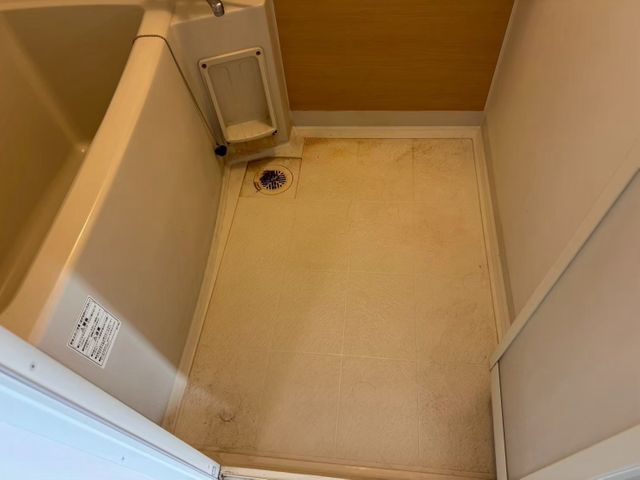 【浴室清掃】プロの技術でご満足いただけるように心を込めて作業いたします。