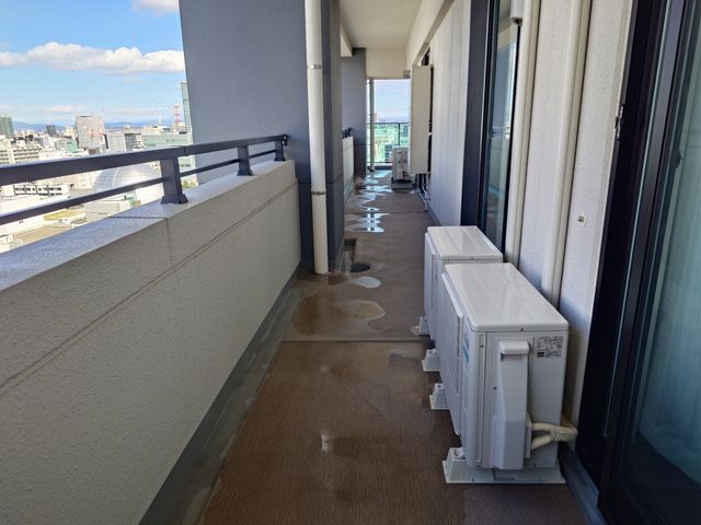 丁寧な作業と話しやすさで選ばれる、自社スタッフによる確かなサービス