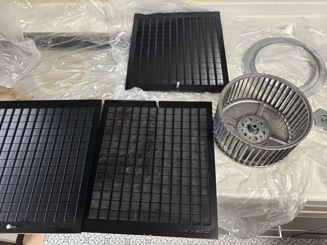 月200台の豊富な実績！プロ2名体制で40分完了の完全分解洗浄