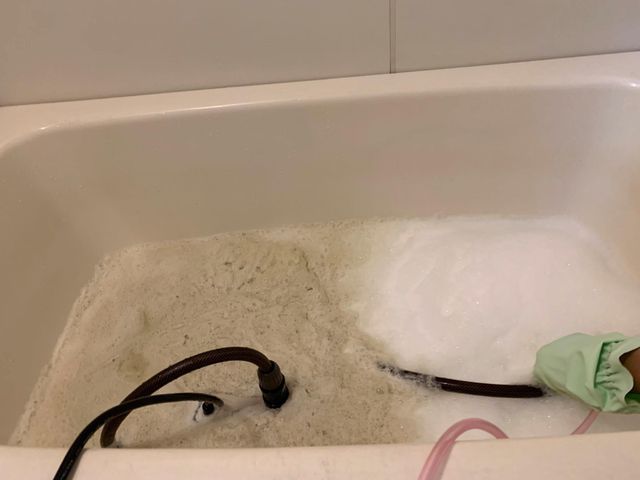 【風呂釜洗浄技士】特許洗浄剤を使用！今だけ特別価格13000円！