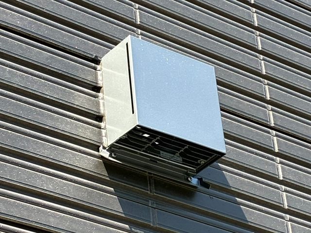 外壁換気口交換工事