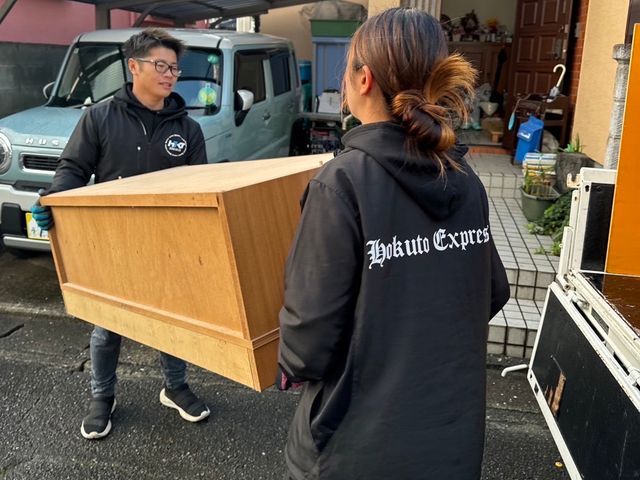 【4年連続アワード受賞店舗】遺品整理士の店長がお伺い致します！女性スタッフ同行可サービスの画像