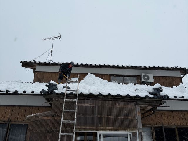 雪かき、雪下ろしやります！