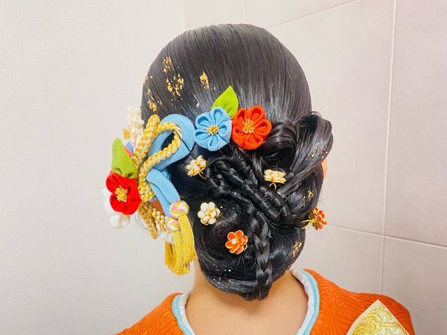 【出張着付けヘアメイク専門美容】着付けとヘアセット込みの金額です。