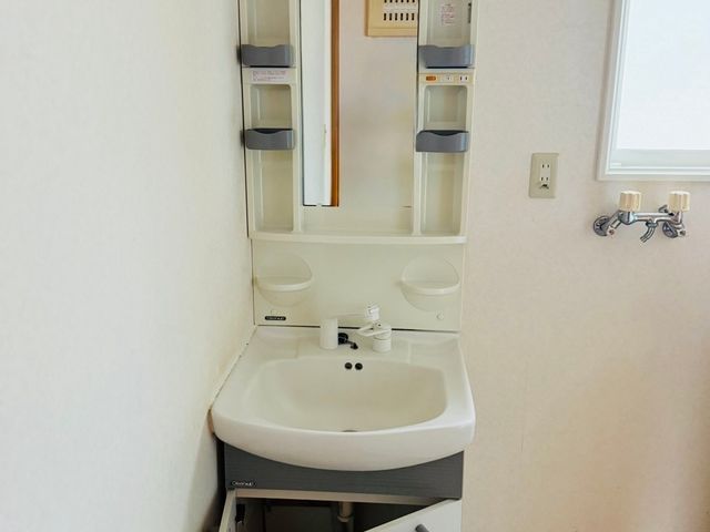 ①浴室②換気扇③コンロ④シンク⑤調理台⑥グリル⑦トイレ⑧洗面台☆最もお得なプラン