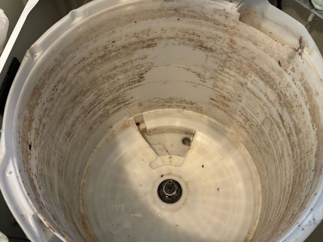 日立専門！縦型洗濯機分解洗浄！