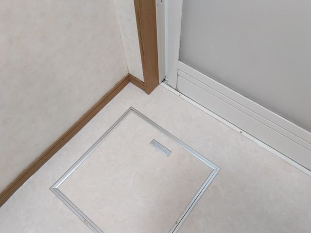 綺麗な床は好きですか？踏み心地の良い床にしませんか？