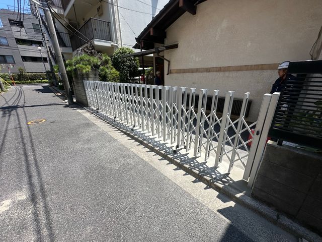 伸縮門扉 ゲート設置