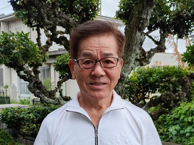 網戸張替　網戸枠の清掃　ゴムの取り替え