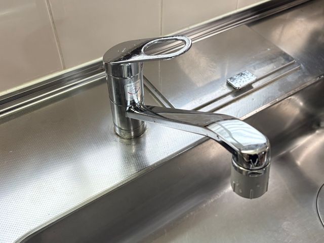 丁寧な作業と話しやすさで選ばれる、自社スタッフによる確かなサービス